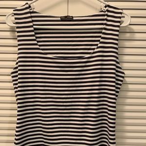 5 for $20 Size L Zara sleeveless top